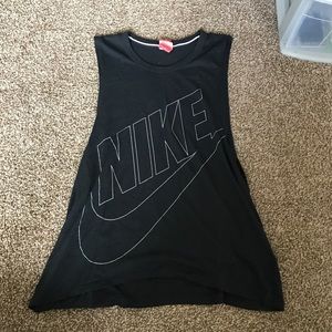 Nike tank